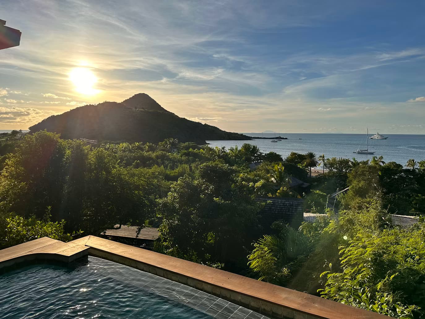 Antigua & Barbuda