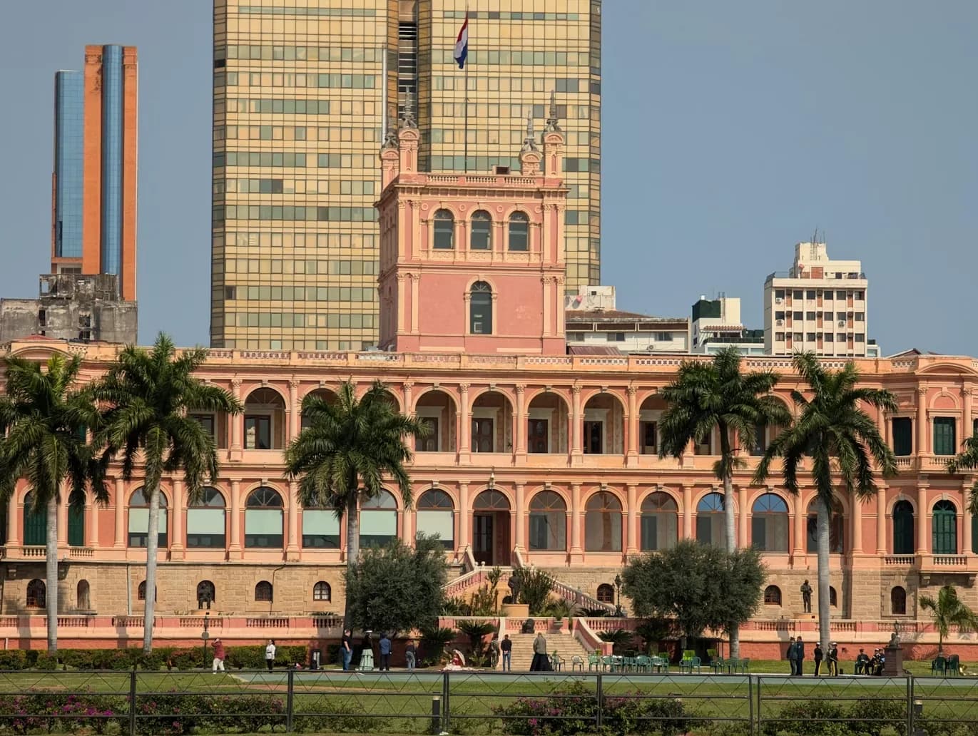 Convert without losing the clock, Paraguay