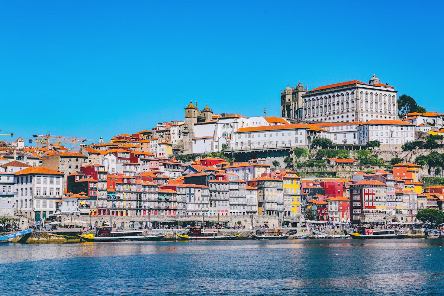 Keep your US job or contracts, Portugal